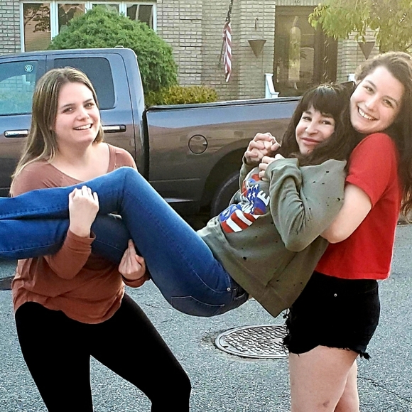 Meet the Posher- Read! - Picture 4 of 5